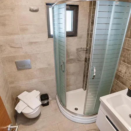 Sarum Hotel